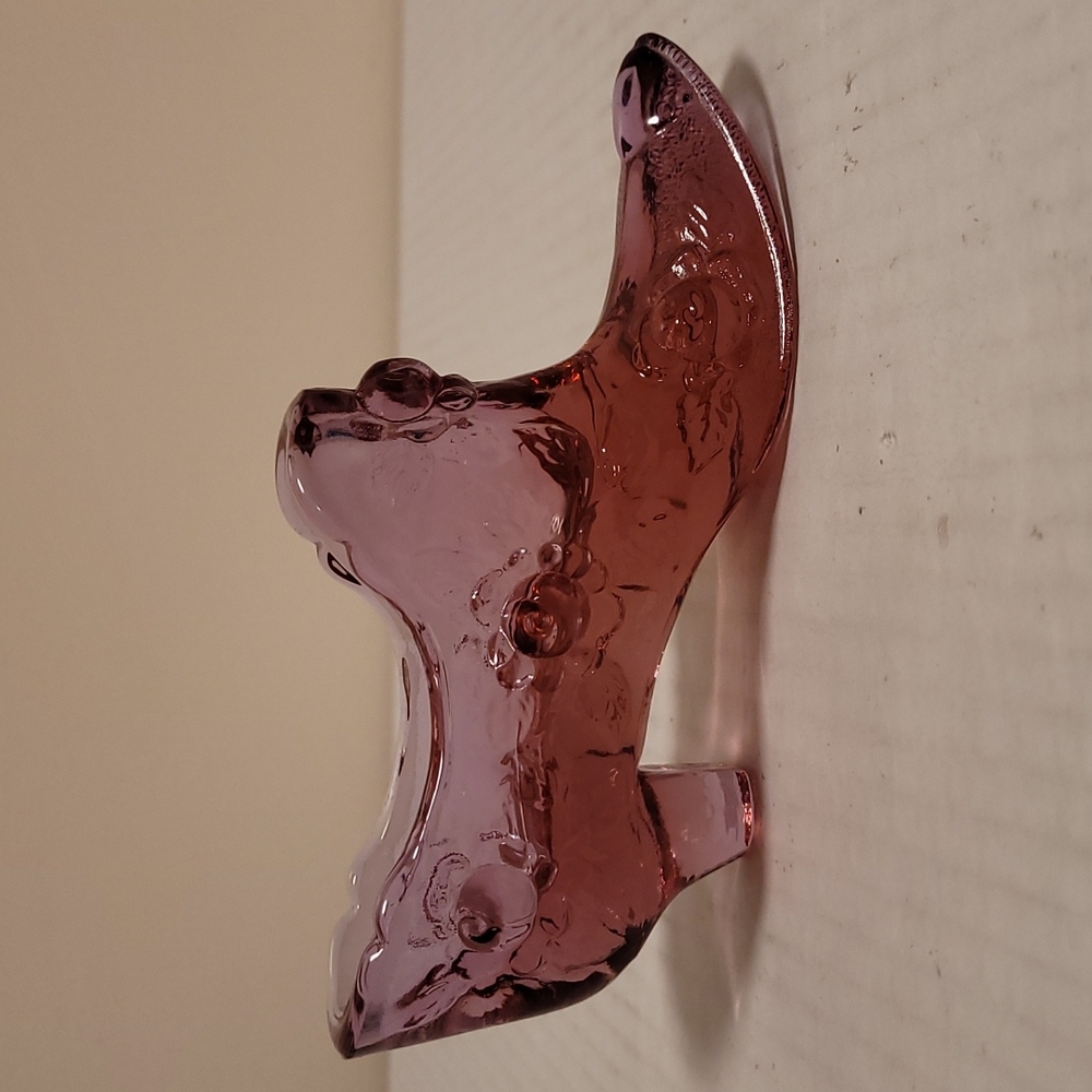 Vintage Fenton Pink Glass Shoe with Embossed Rose Design - Picture 6 of 16